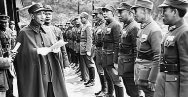 1949年，蒋介石带着60万大军败逃台湾，军队成员大部分都是没结过婚的年轻人，为