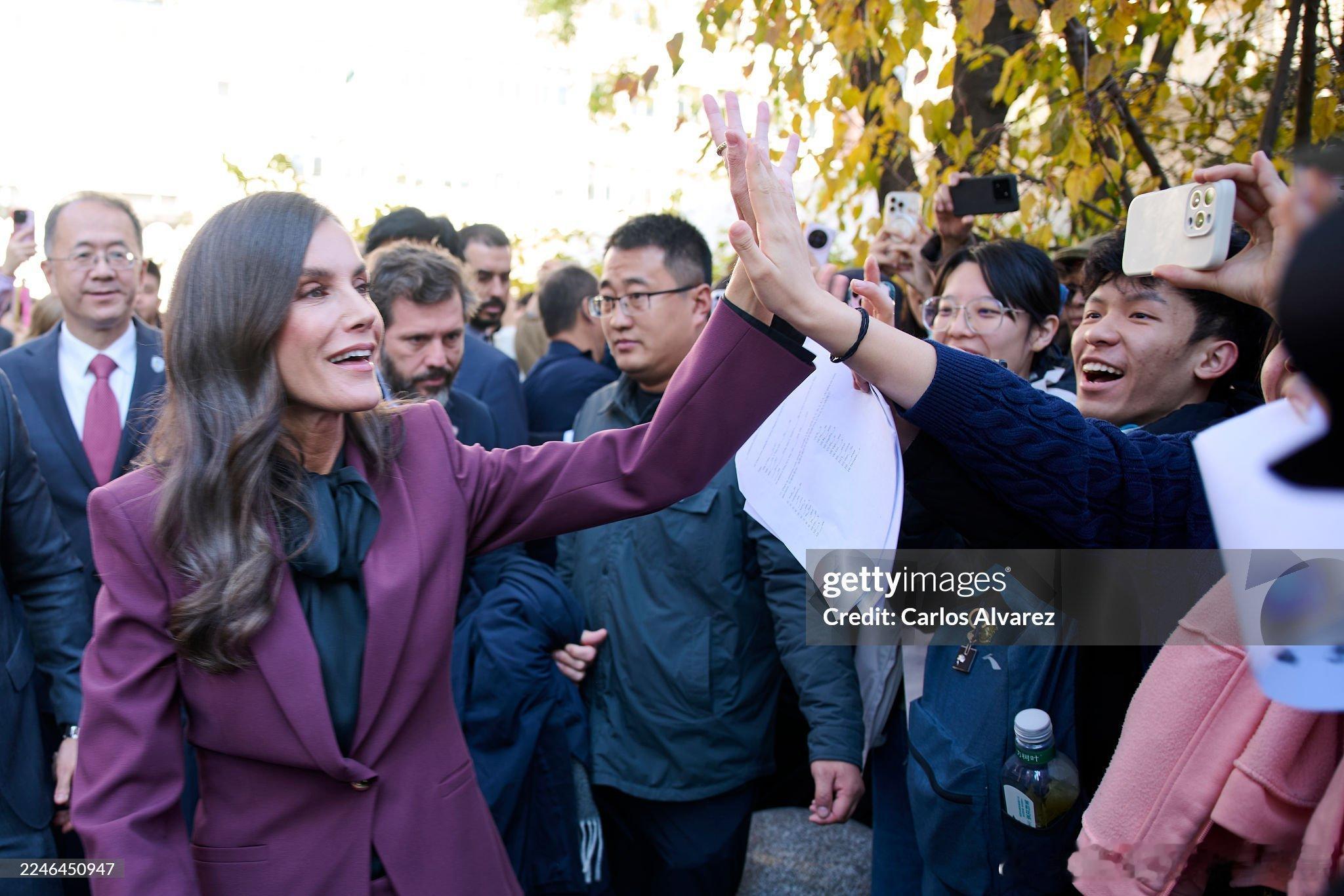 2025.11.13西班牙国事访问中国Day3，出席北京外国语大学的西班牙语