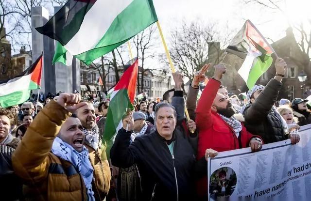 谁能想到，把以色列逼得节节败退的，竟然不是中东那些老对手，也不是公认的世界强国，