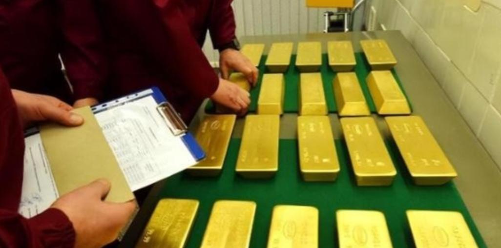 我国存在美国那600吨黄金，还能不能运回国？很遗憾，大概率是不行。美国手里握着全