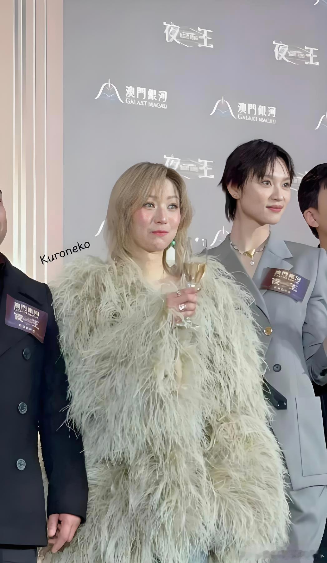 老天呐，差点没认出来，以前做梦都想娶的女神。