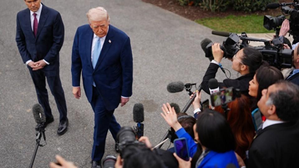 中方硬气亮剑！巴拿马强占中企港口，约谈马士基：敢插手必付出代价 巴拿马不顾契