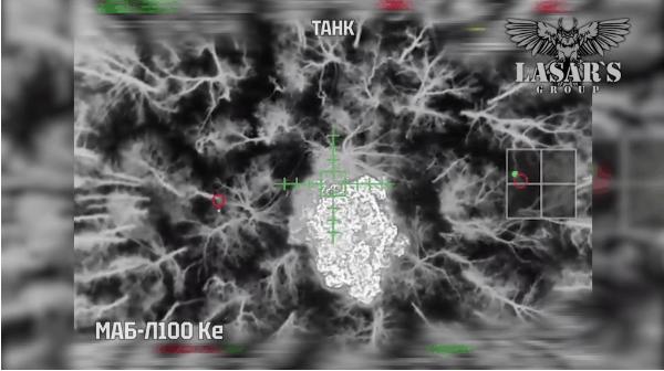 图文：乌军无人机发现并摧毁隐藏在俄别尔哥罗德州森林里的6辆俄军坦克乌克兰国民
