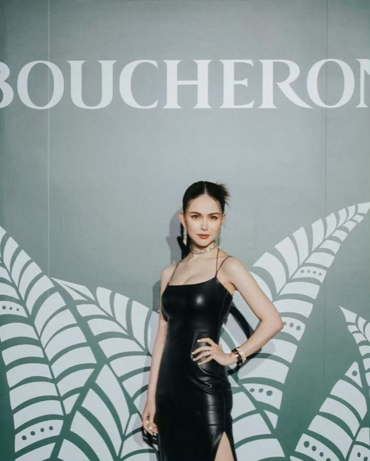 这是三个孩子的妈吗？