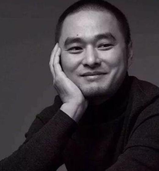 “身家上亿”的北京协和医学博士冯唐，再次抛出惊人“言论”，振聋发聩！他说：“越老