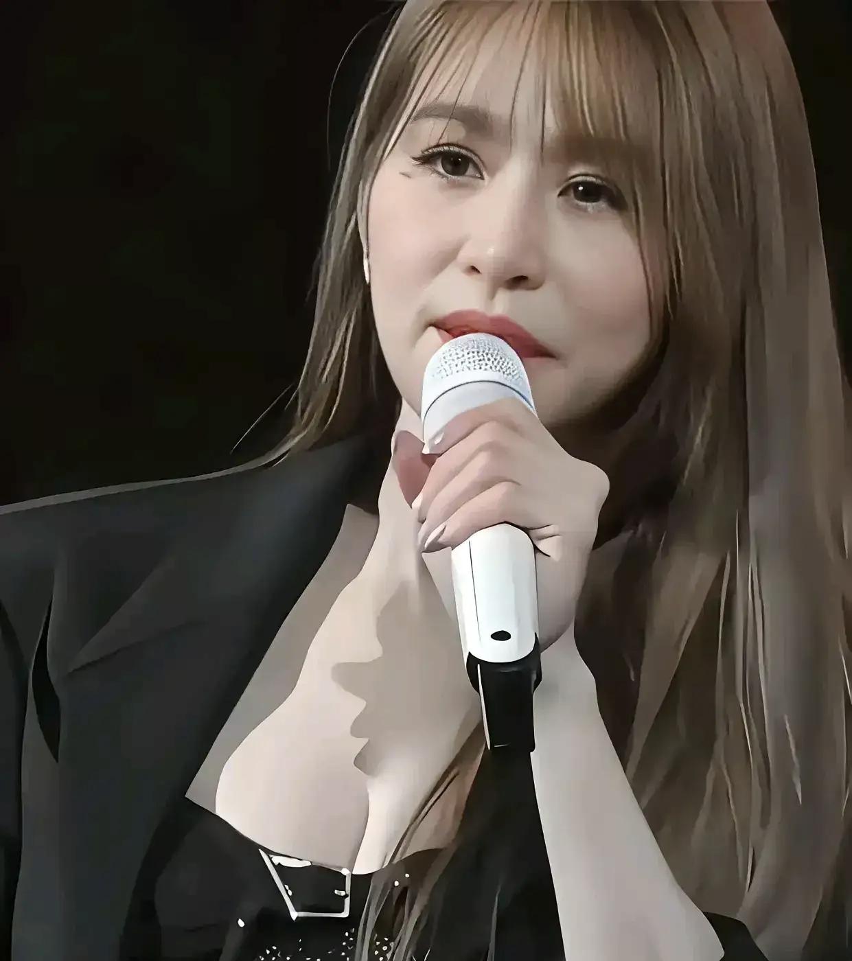 王心凌老师一路走来真是太美丽了，甜心教主也沧桑.