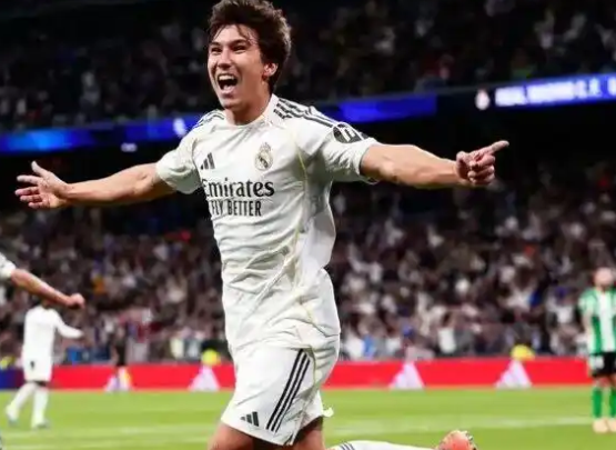 北京时间1月9日凌晨，有两场需要关注的欧洲足坛比赛：第一场03：00，西班牙超