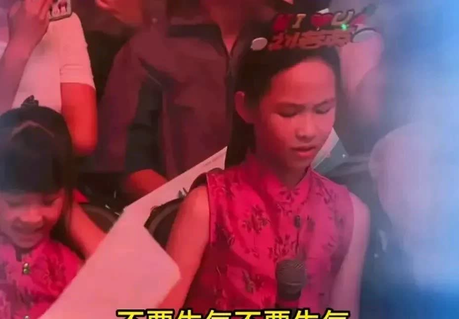 刘若英演唱会上的点歌风波最近闹得沸沸扬扬，简直让人瞠目结舌！事情是这样的：现场点