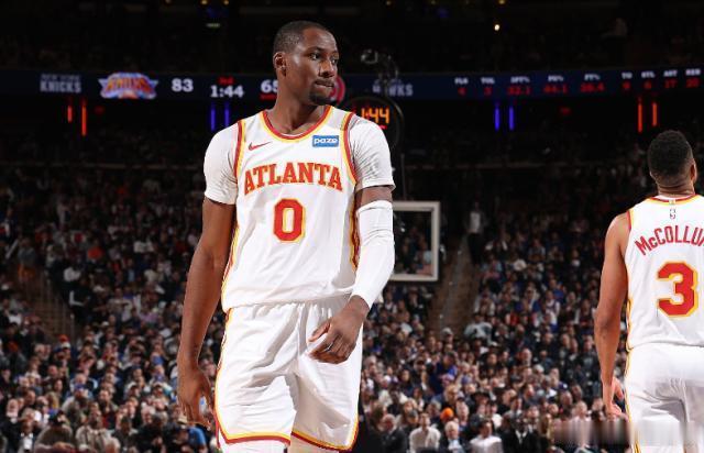 NBA自由市场又一条大鱼快要落位。据记者伊万·西德里消息，库明加的签约...
