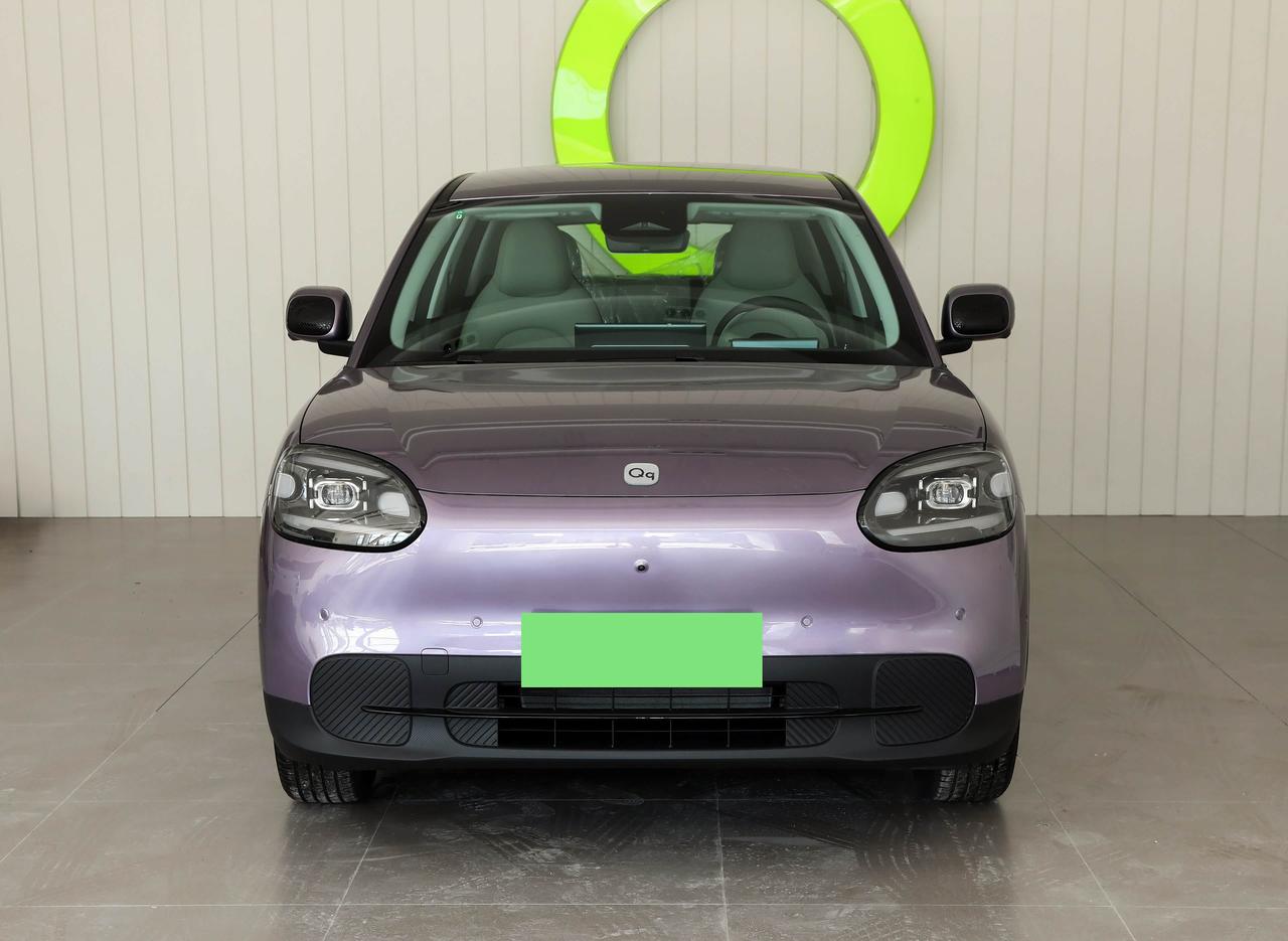 🔥全新奇瑞QQ3EV这车我看下来，设计有记忆点，座舱也想往“高配小车”上靠，