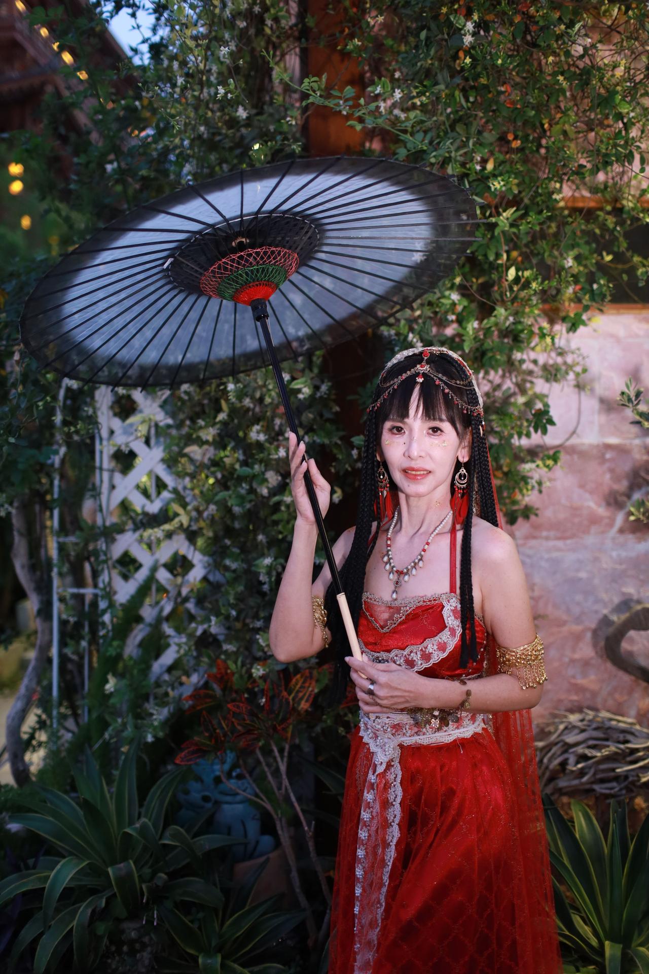 偶遇古镇，随拍几张摄影约拍西域旅拍西域风情西域女神