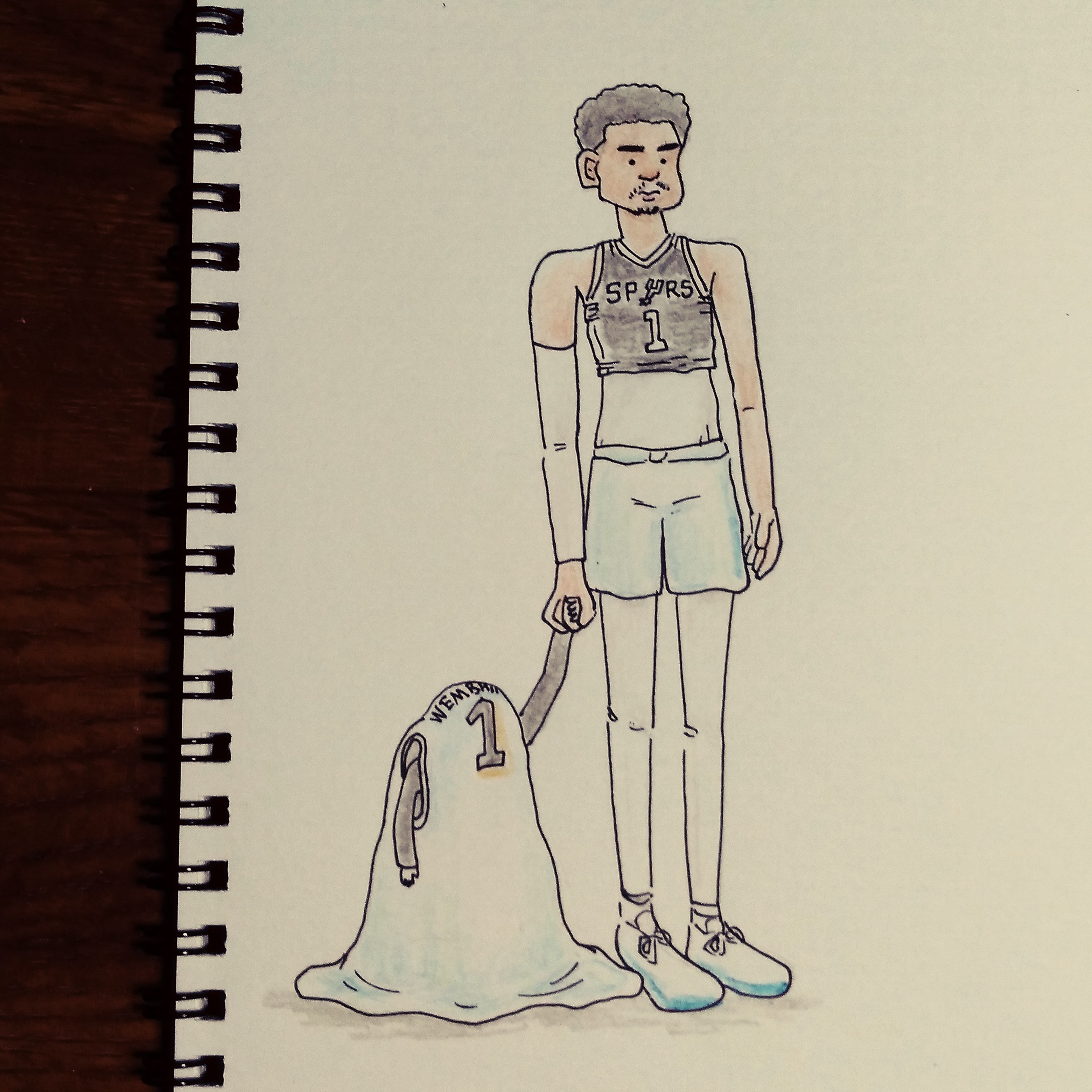 有人把文班亚马这个跟小朋友交换球衣的照片画成了画，怎么说呢，就，突然很想笑新赛季