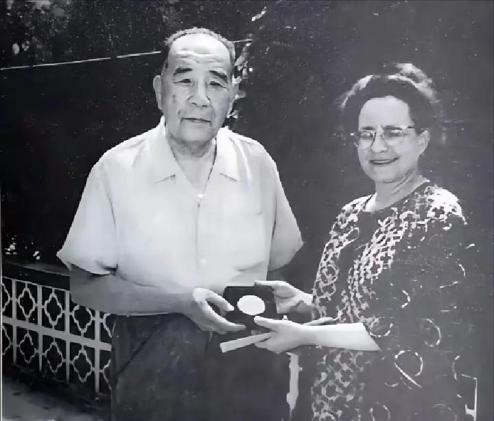 宁愿丢官，也要保住47万百姓！1976年唐山地震中，被封神的青龙奇迹信源：新