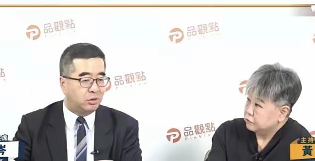 萧旭岑那一句“抵抗大陆”喊出来，台商圈瞬间安静了。据说后来他想报销点公费，流程