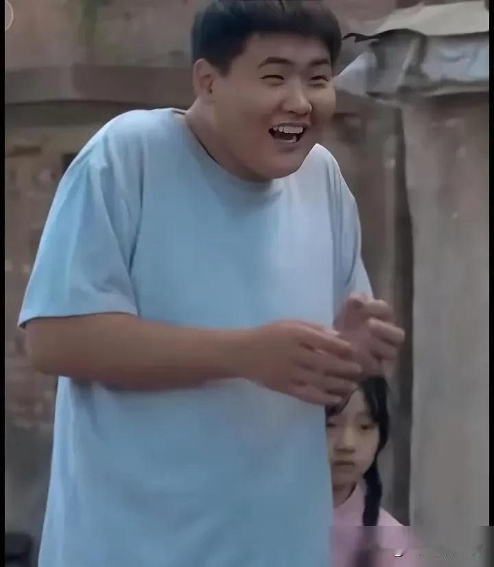 在影视剧当中饰演傻子这个角色，下面这几位谁是王者？给人们的印象谁的才是本色出演，