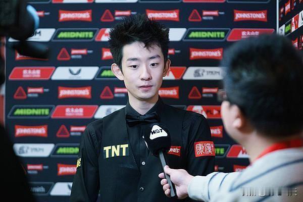 吴宜泽肖国栋迎来开门红北京时间1月11日晚至12日凌晨，2026年斯诺克大师赛