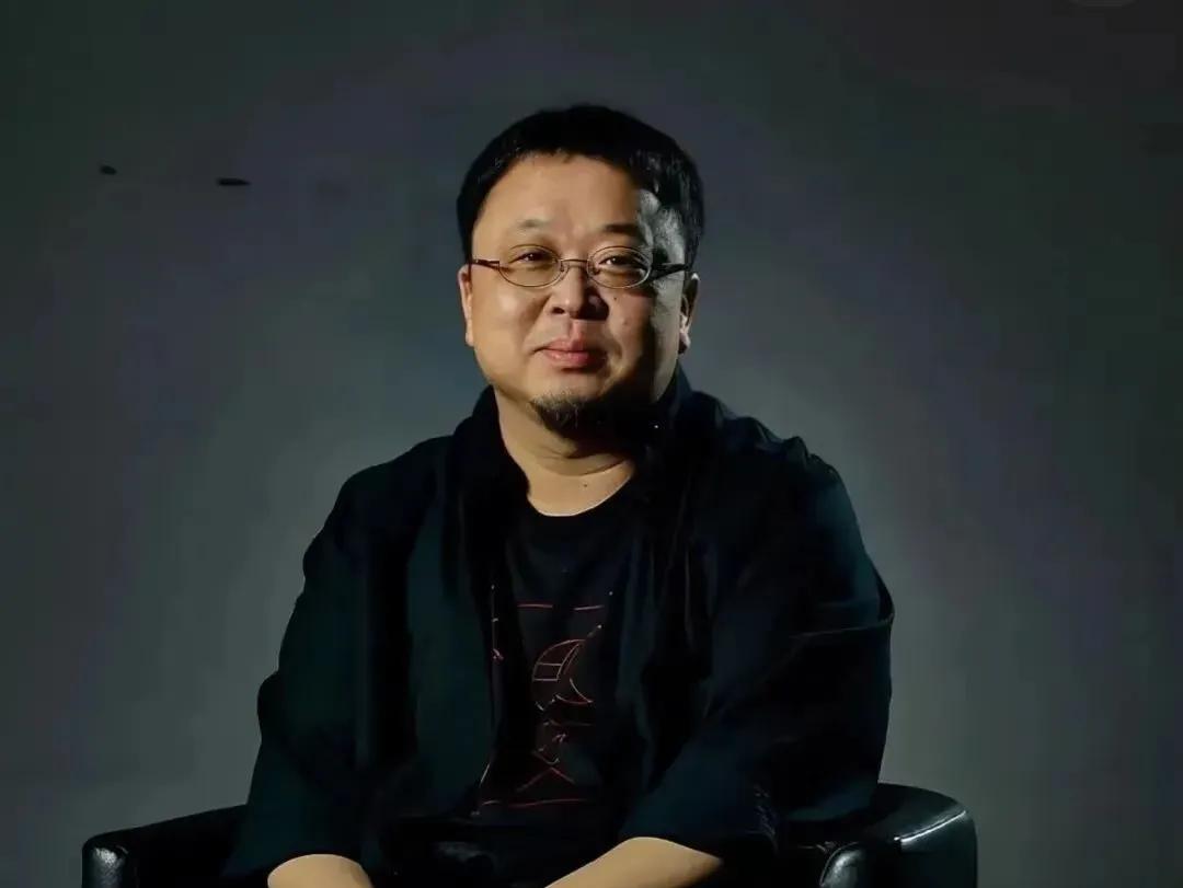 罗永浩凌晨发文，称自己起夜后睡不着，大半夜为人民的餐桌问题陷入了深深的思考，并透