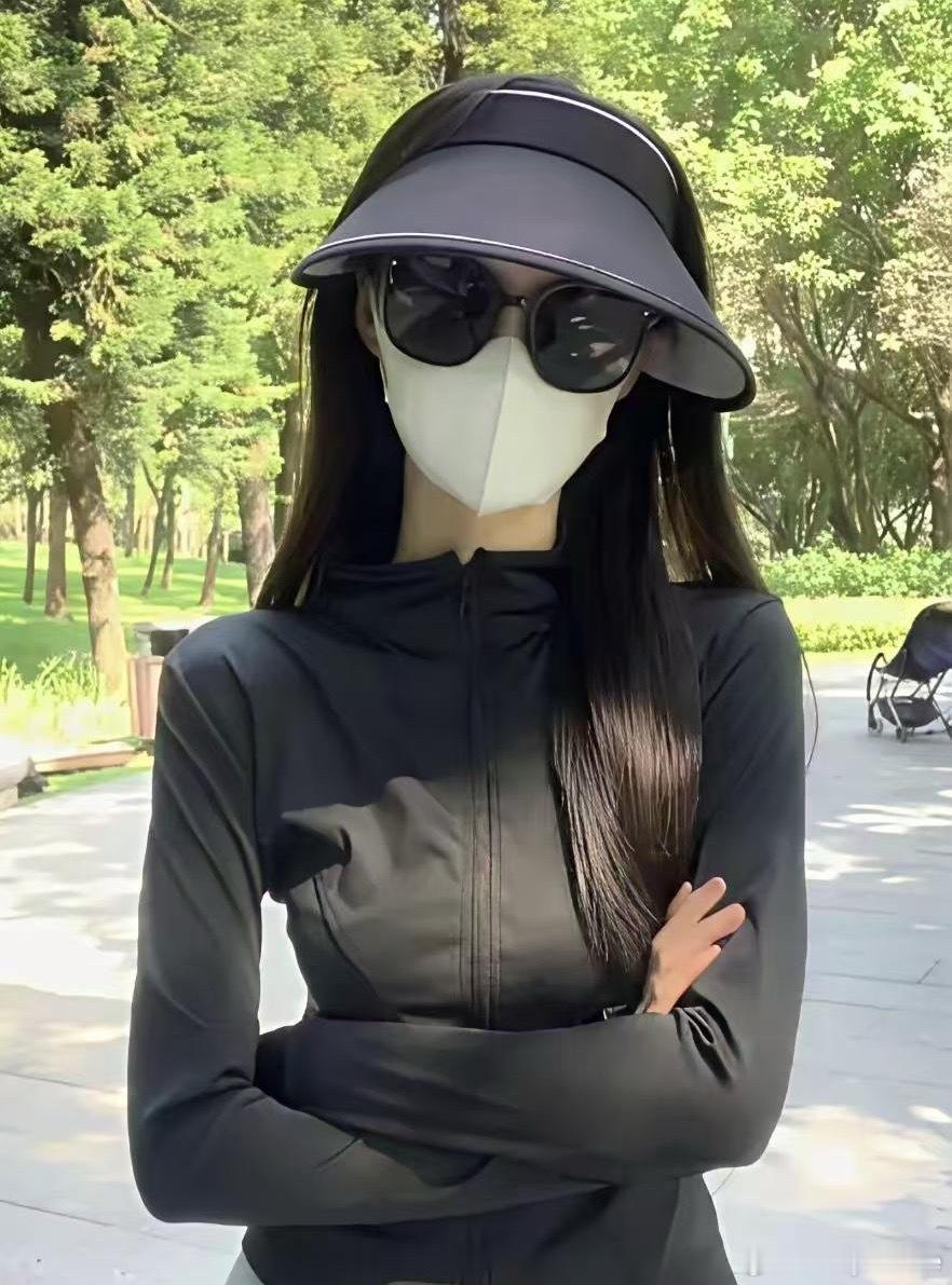 发现现在大街上的人越来越反常了