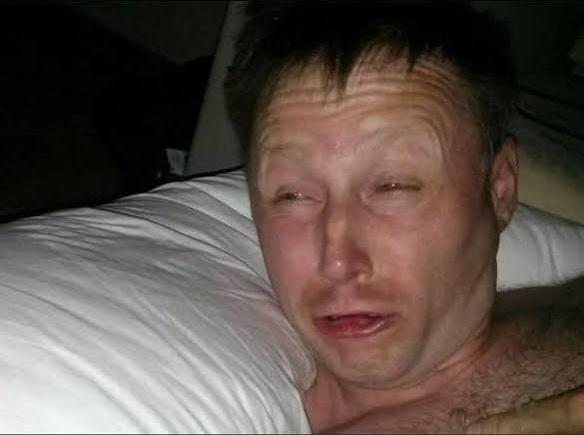 有没有人管管电动车的车灯了？我刚才真的感觉短暂失明了…​​​