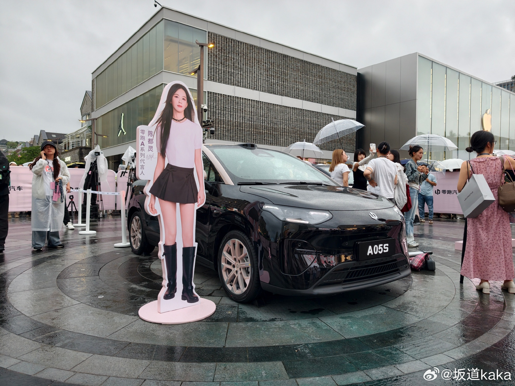 锐评一下零跑A05，这篇聊深一点，A05对于零跑来说是非常重要的一个车...