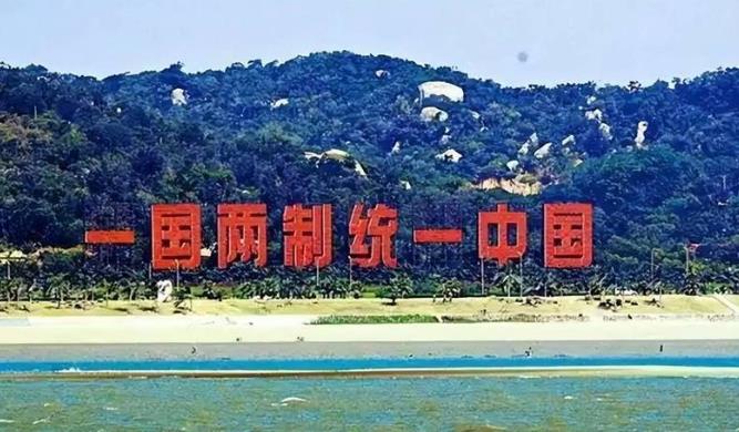 台湾当局高层接连“叛变”，赖清德一口气开除5名民进党要员，还警告国民党、民众党要
