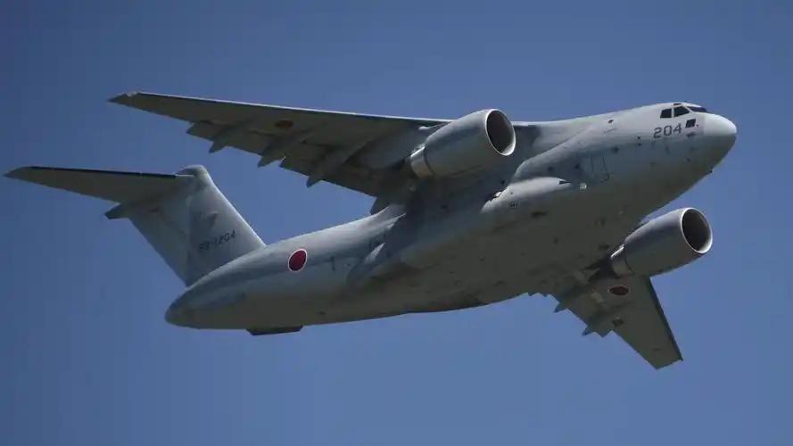 中国网友又想出了一个制裁日本的绝招，就是效仿俄罗斯彻底关闭中国领空不允许日本飞机