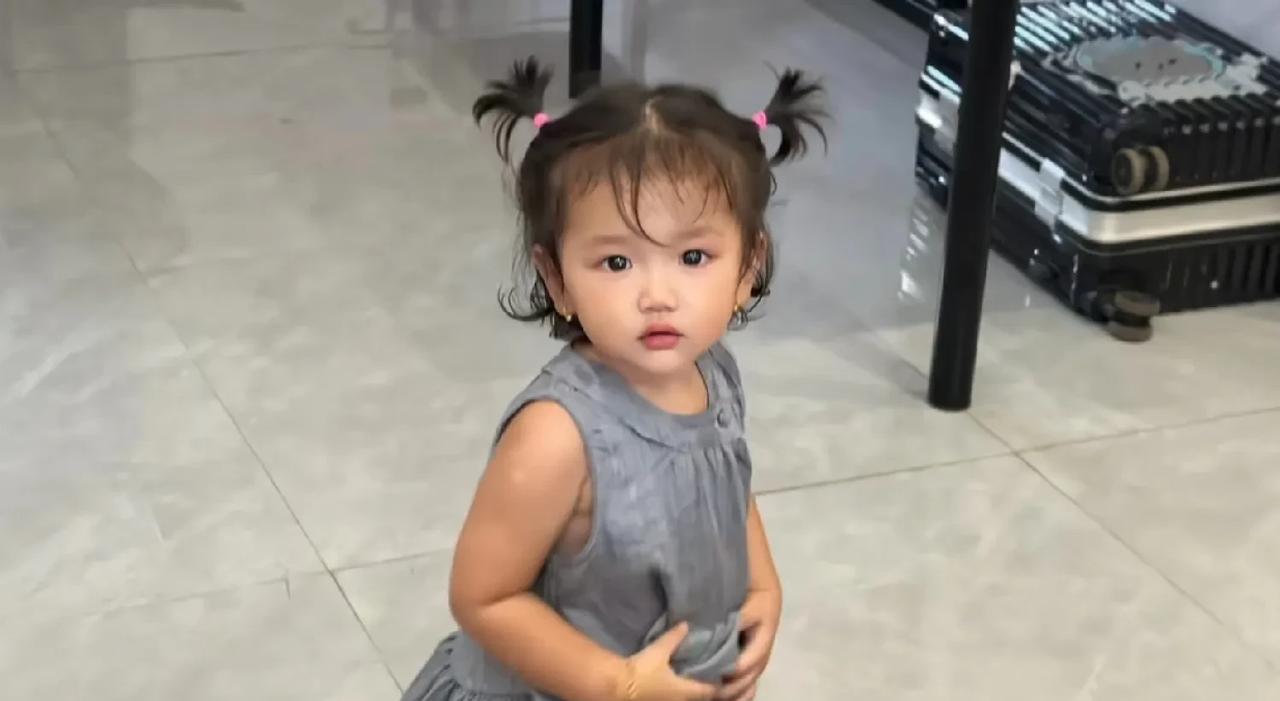 阿胜可真逗，竟然敢拿冤大头这个话题来说事，他这是在自潮吗？和阿拉分手后，他直接