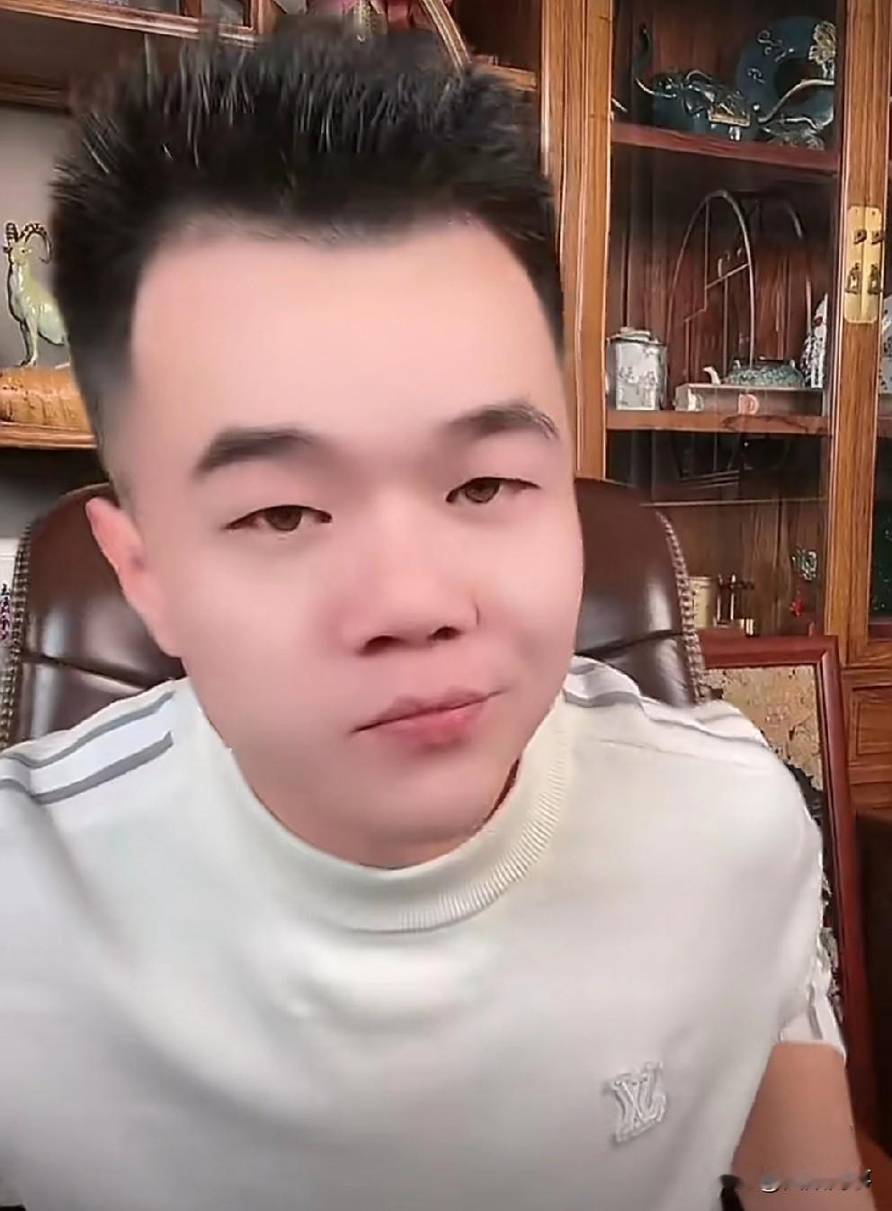 驴家小胖爆料，以后ks主播去某音直播，ks账号会永久TA！