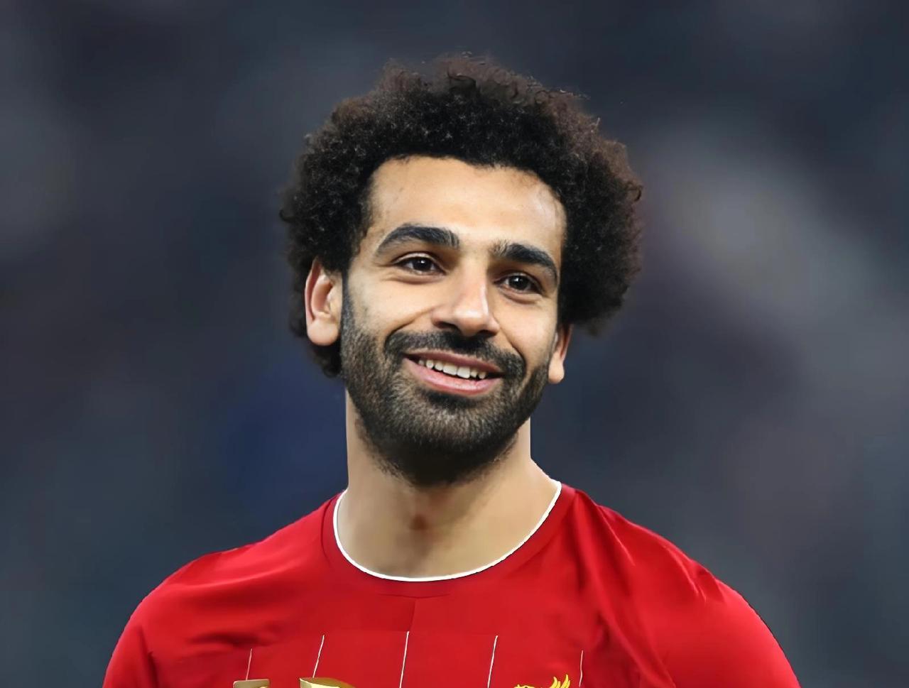 萨拉赫表现不佳主要是球队配置变了，你让他去拜仁试下也有能力进二三十个球，利物浦本