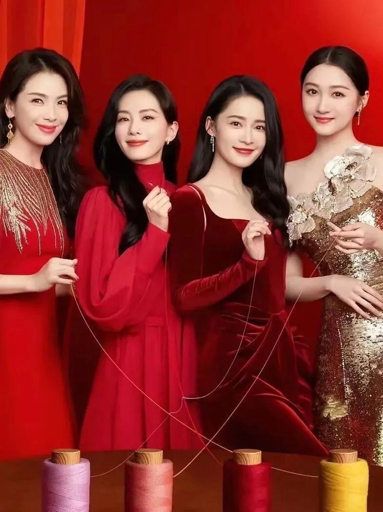 猜猜四位美女中，最吸睛的第一美女会是谁？​​​