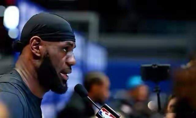 排面拉满！全明星替补又如何，詹姆斯独享殊荣！不出席媒体日所有活动！举办专属发布会