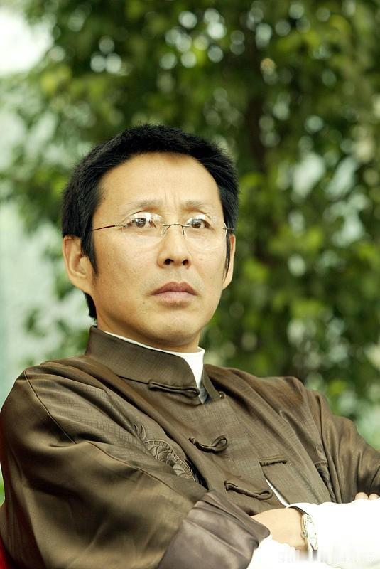 50岁的父母，发现他们身上有10个衰老的现象：1.视力变差看近处模糊、需