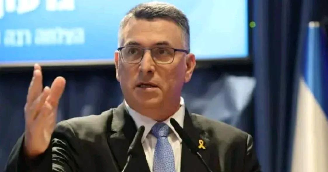 《国土报》报道，当地时间7日，以色列外长吉迪恩.萨尔发布声明，对哈萨克斯坦总统托