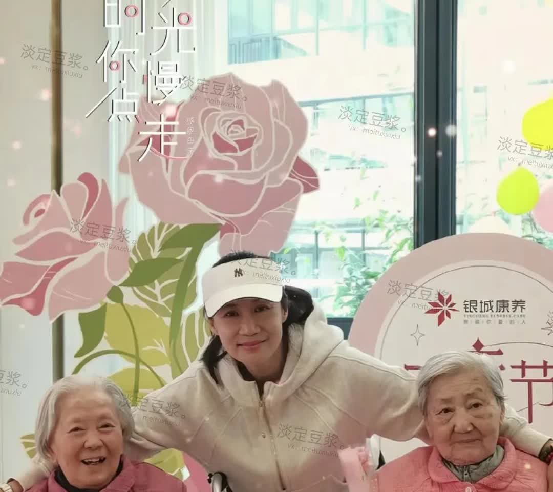 看演员张光北媳妇陈炜太漂亮了，感觉她如今比巩俐还年轻，脸上光滑细腻一点也不显老，