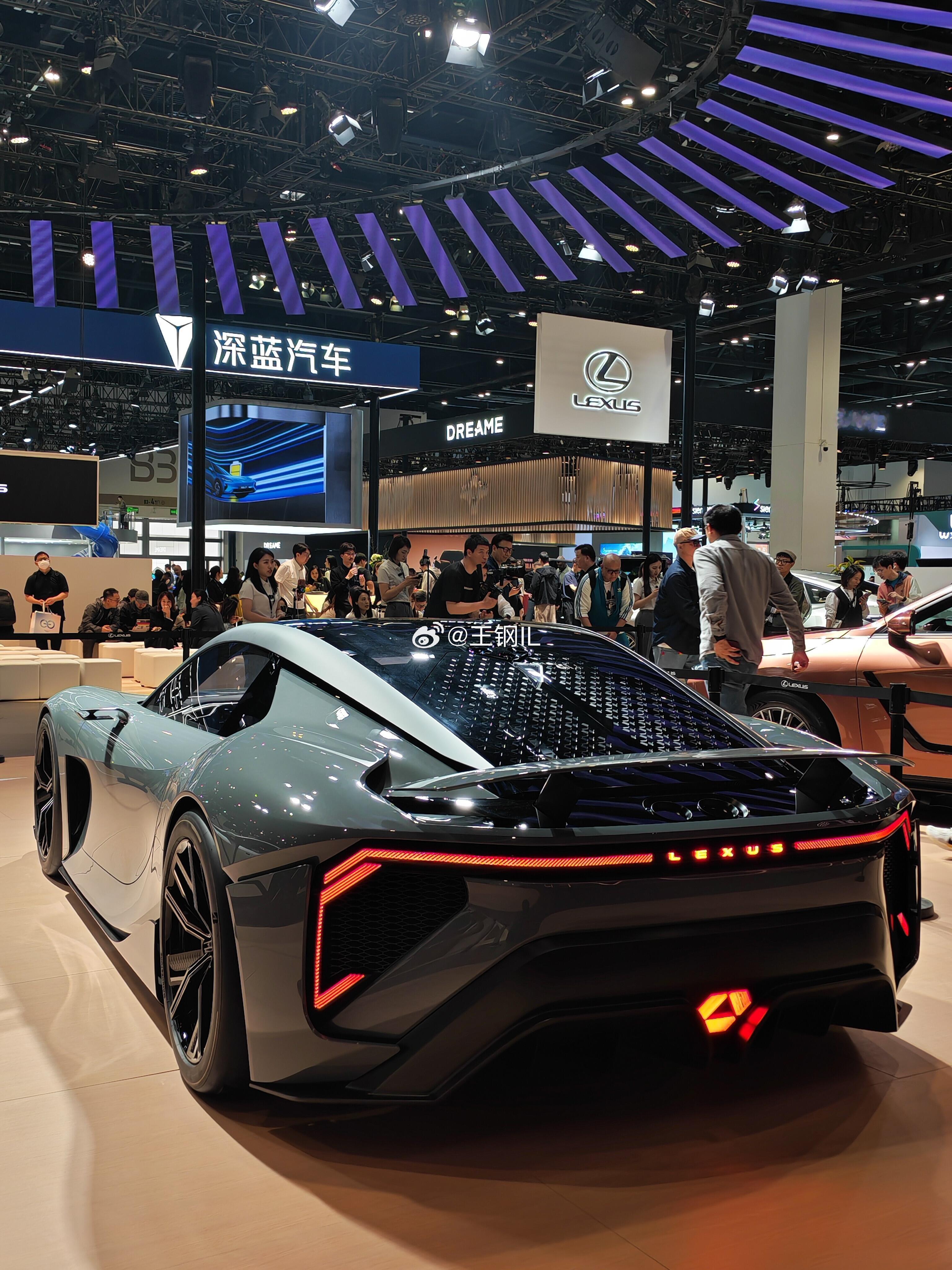 北京车展最靓的一台车LFA雷克萨斯