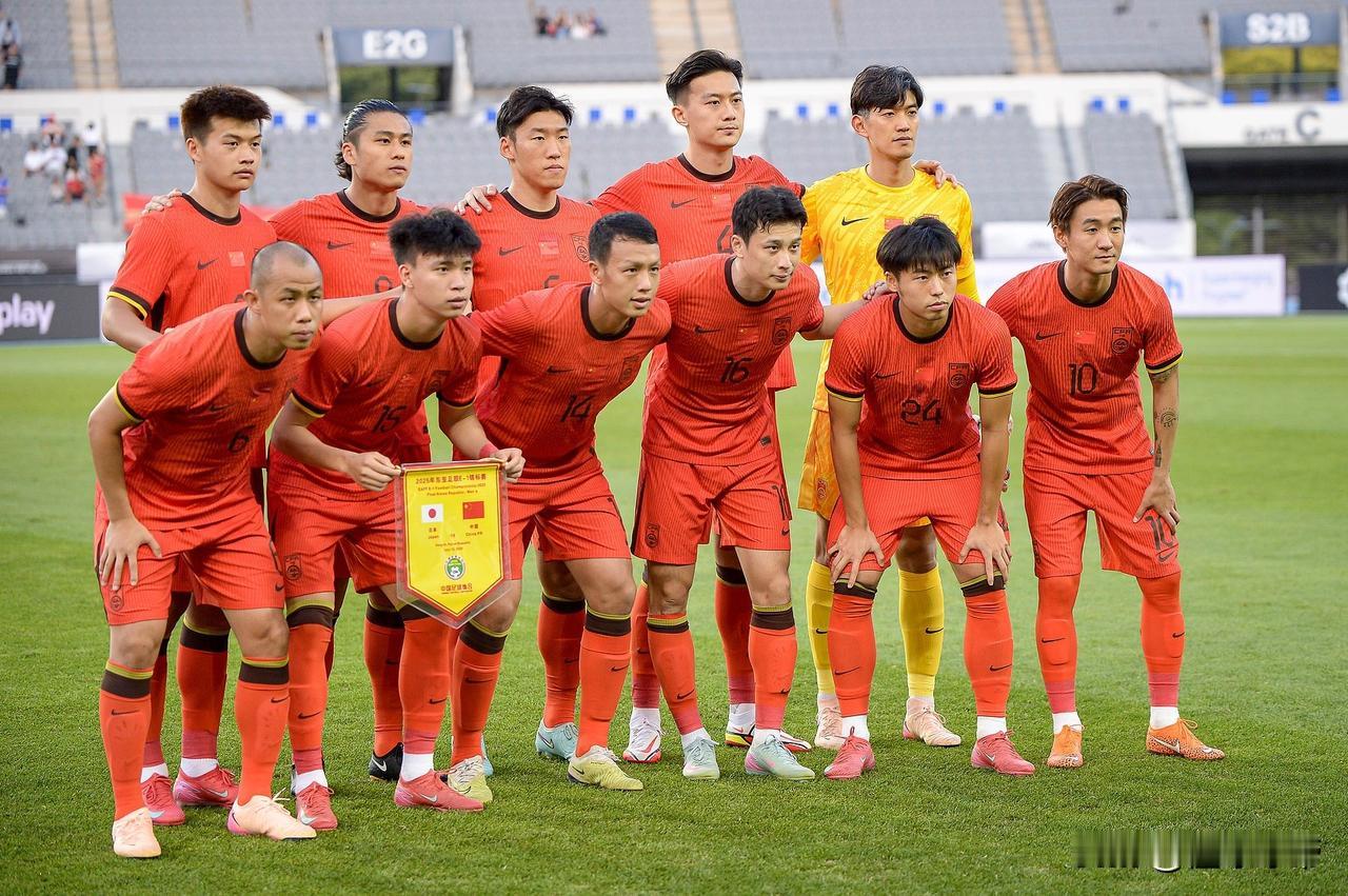 不踢就不会输，国足的最新排名不仅没降反而上升了!刚刚，FIFA更新世界男足国