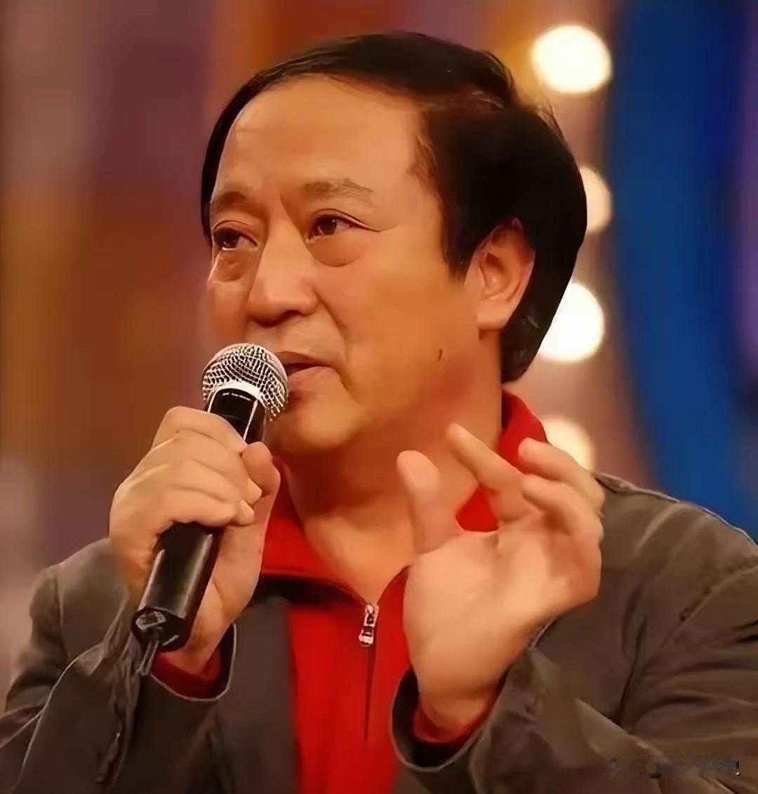 折腾半生倾家荡产，76岁牛群被留美儿子温柔托底万万没想到，折腾半生、一度倾