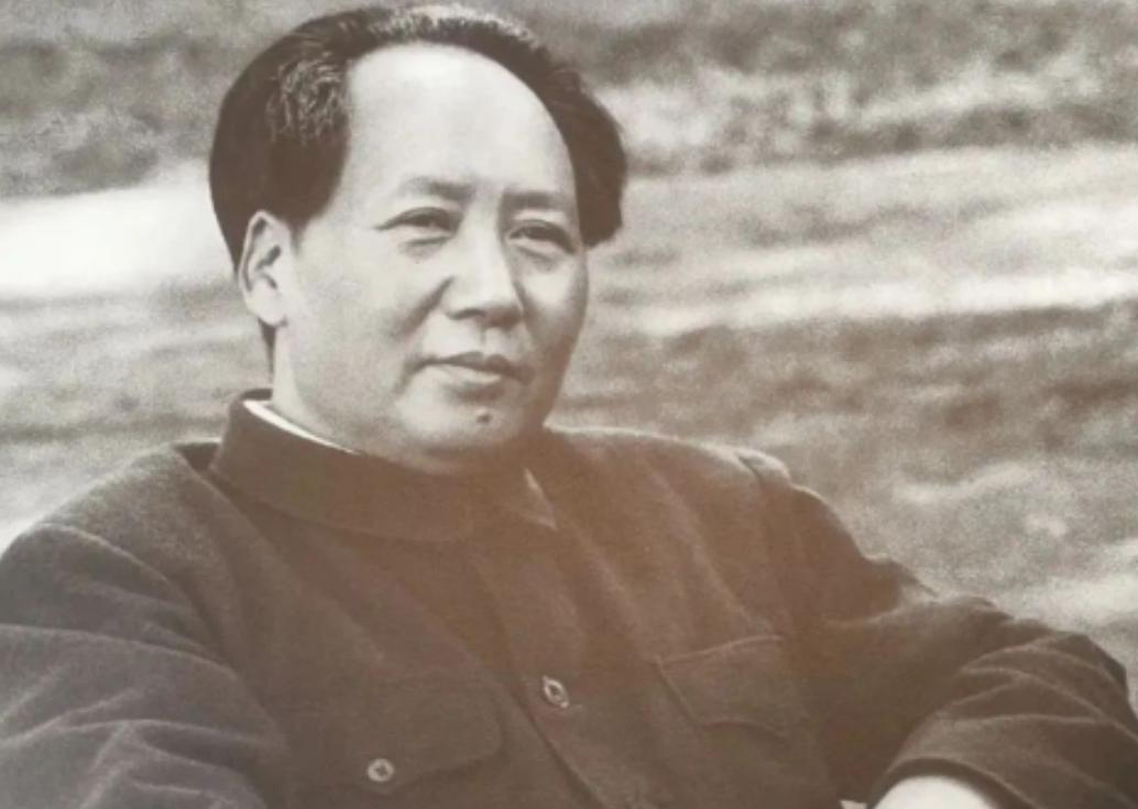 1949年最危险的，不是炮弹。是所有人都觉得“划江而治”很合理——苏联觉得合理，