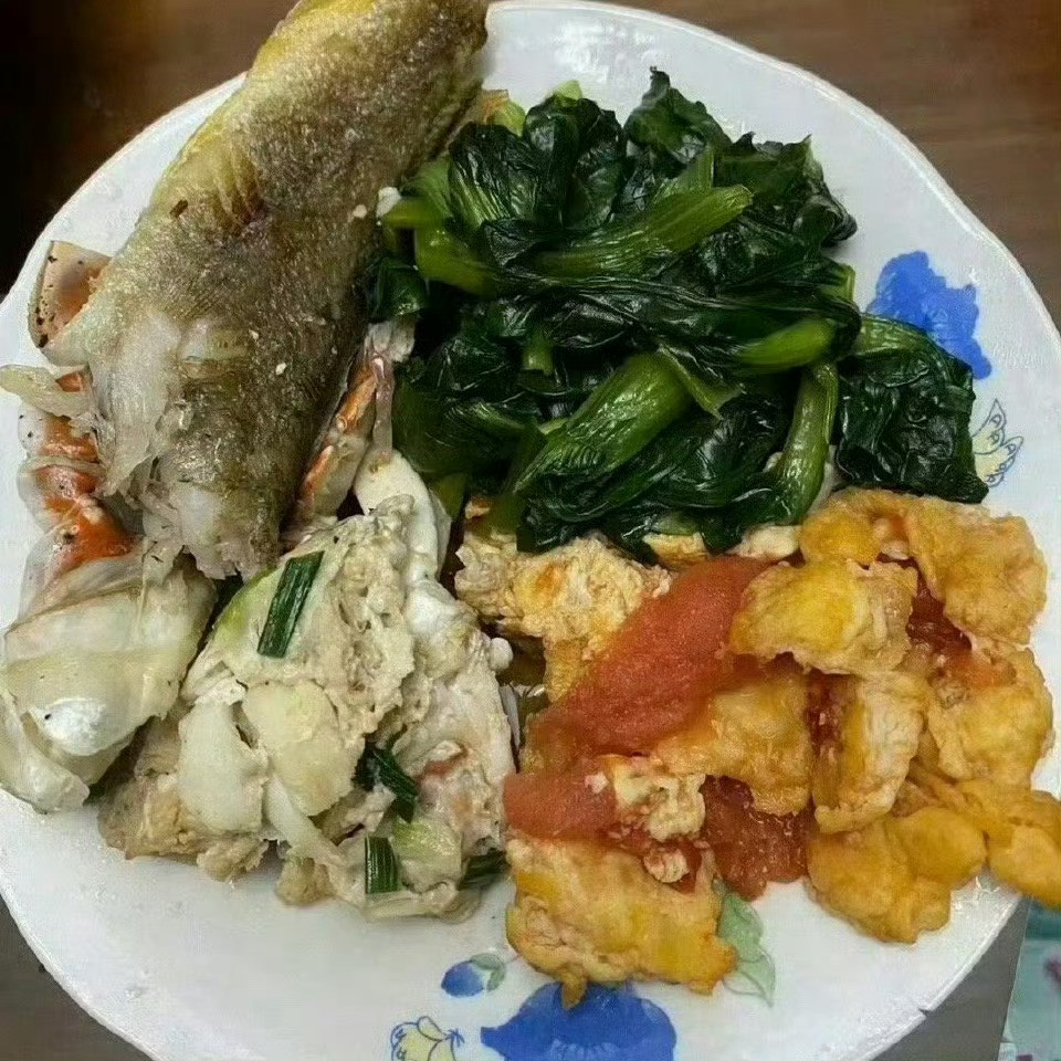 感谢婆婆给我留的饭，看一眼就没有食欲了