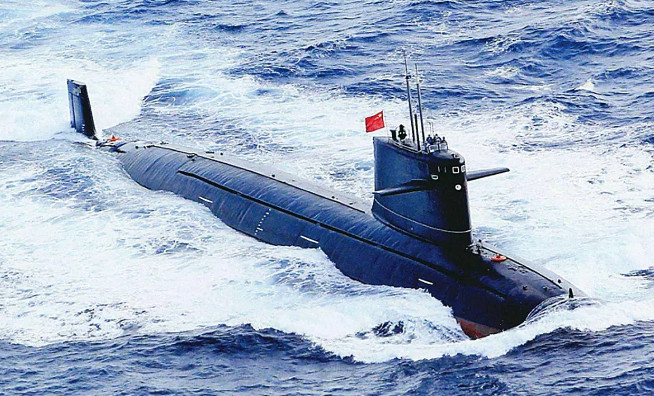 095核潜艇在渤海下水，美军指挥官笑容戛然而止，中方这次动真格的了！美国《海军新