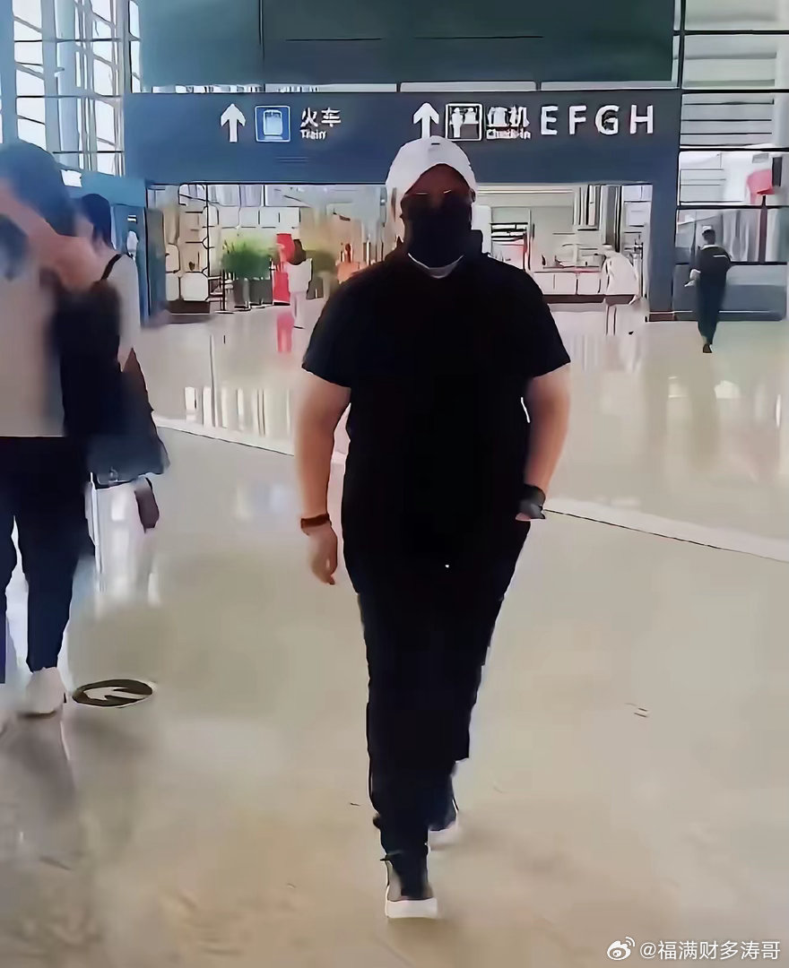 现在韩红肯定很恨于东来，本来j护车的事已经快要没声音了，他突然蹦出来力挺自己，热
