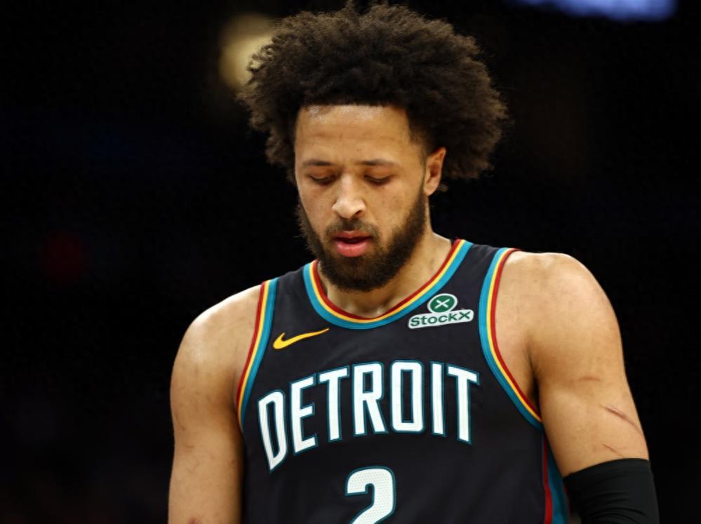 坎宁安你太狠，打破78年历史纪录一场东部强强对话，活塞队以126-111力克