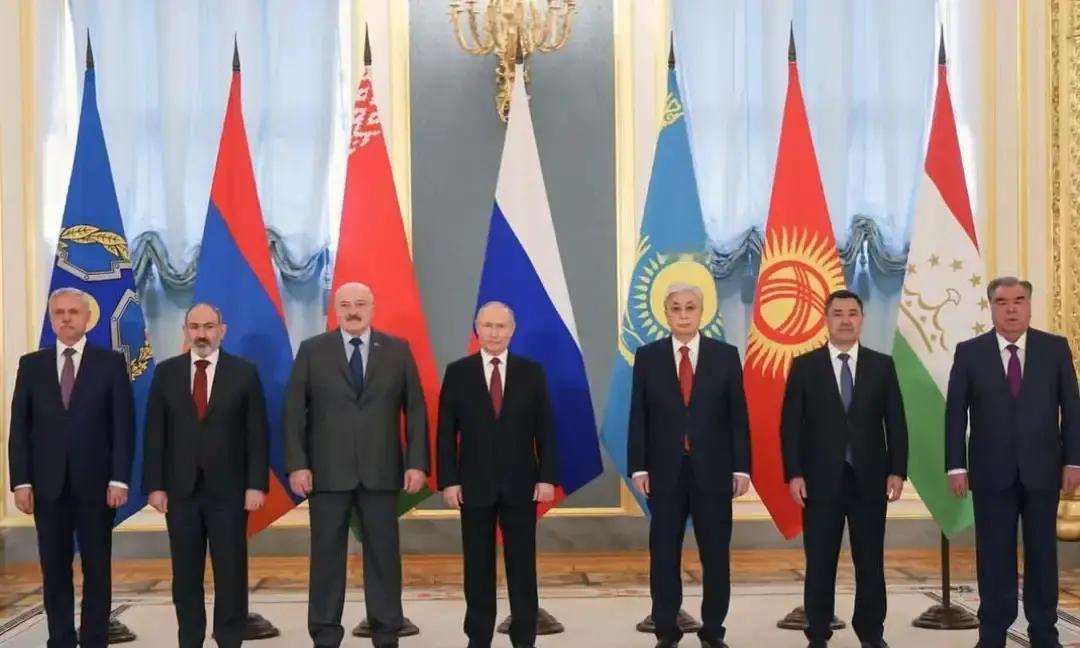 【亚美尼亚欲“退群”？】11月24日，亚美尼亚表示不会出席集体安全条约组织（