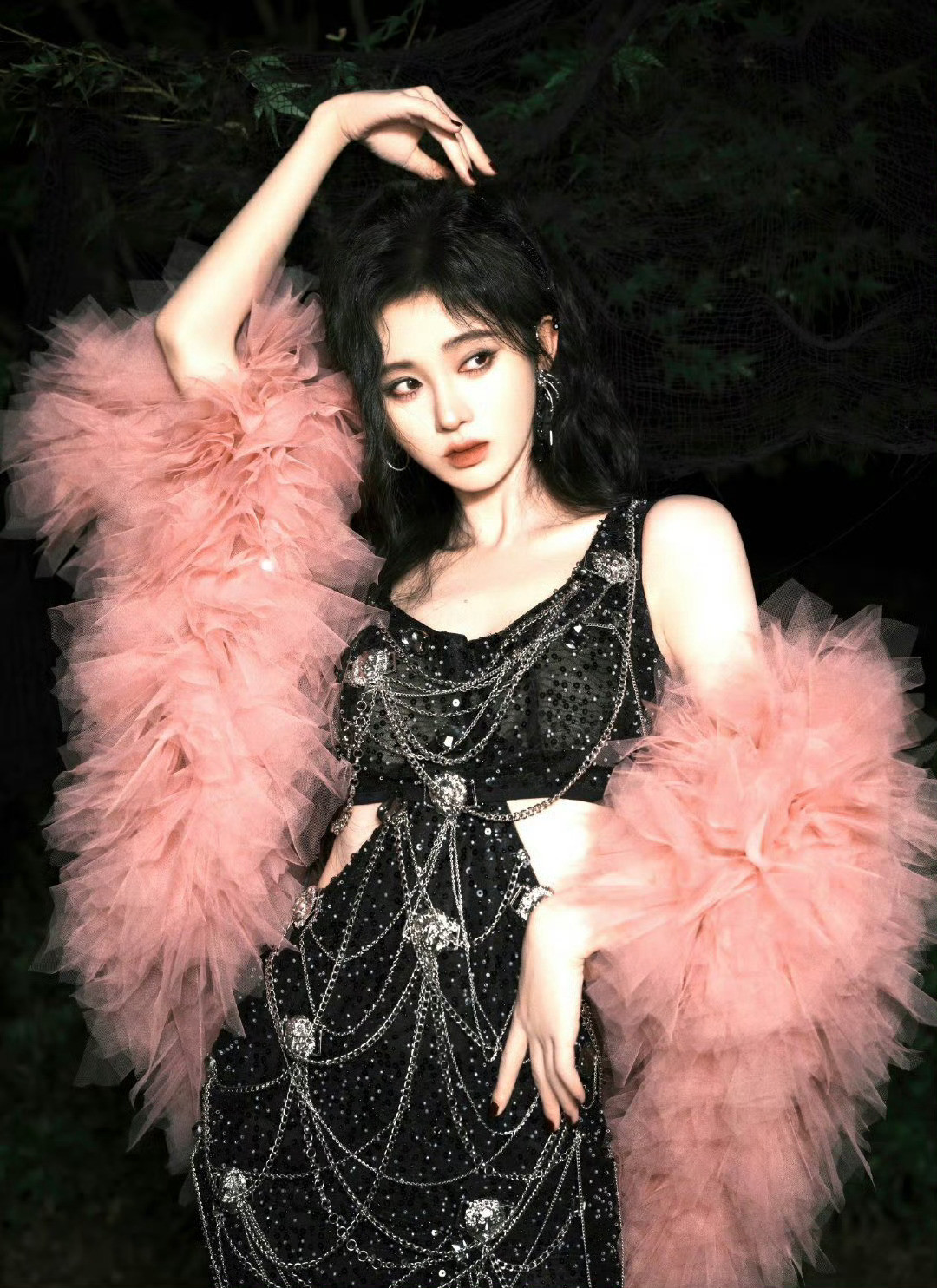 鞠婧祎烟熏妆🖤​​​