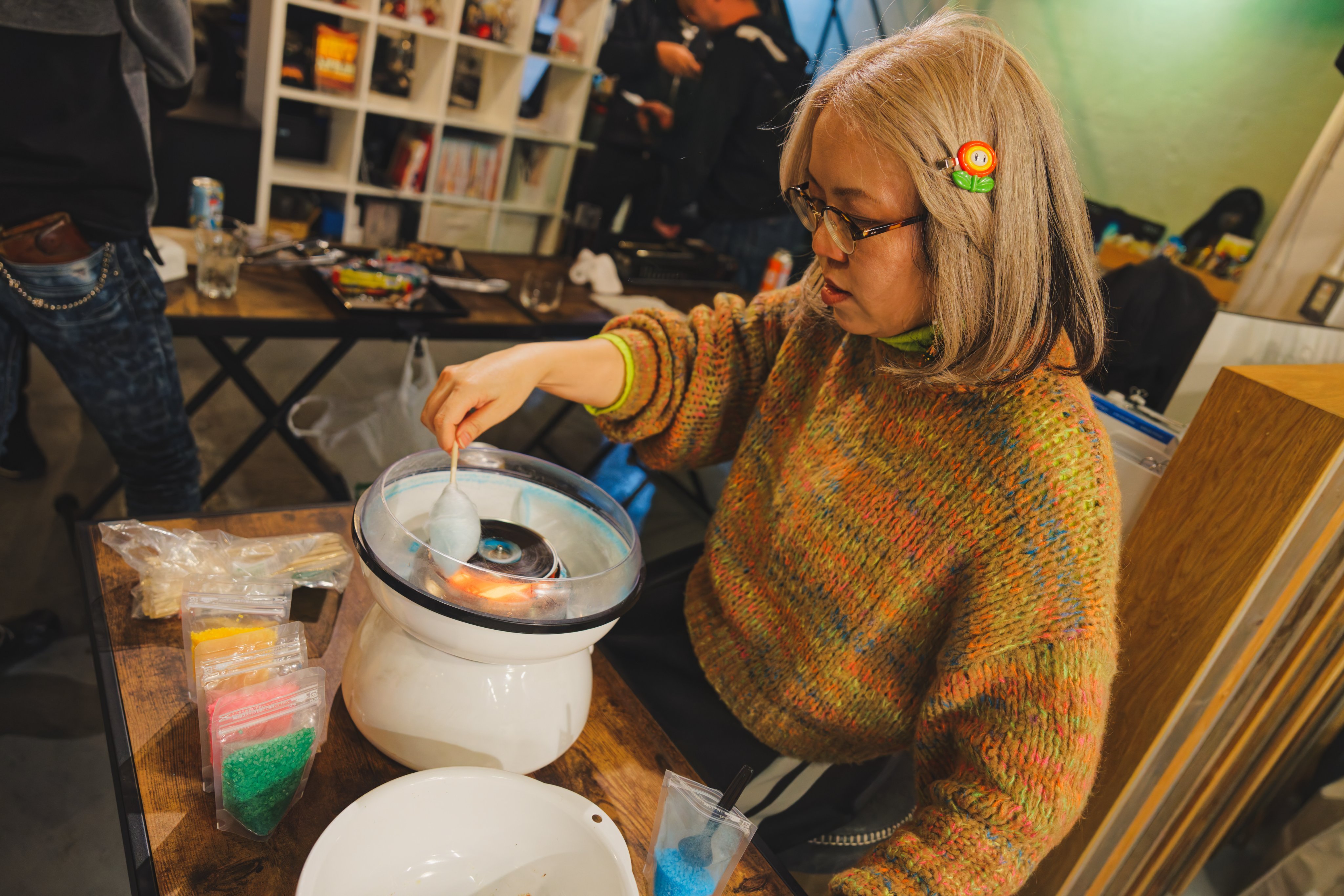 【日本游戏圈大佬聚会合照公开，你认识几位？】游戏制作人外山圭一郎在社交媒体上晒出