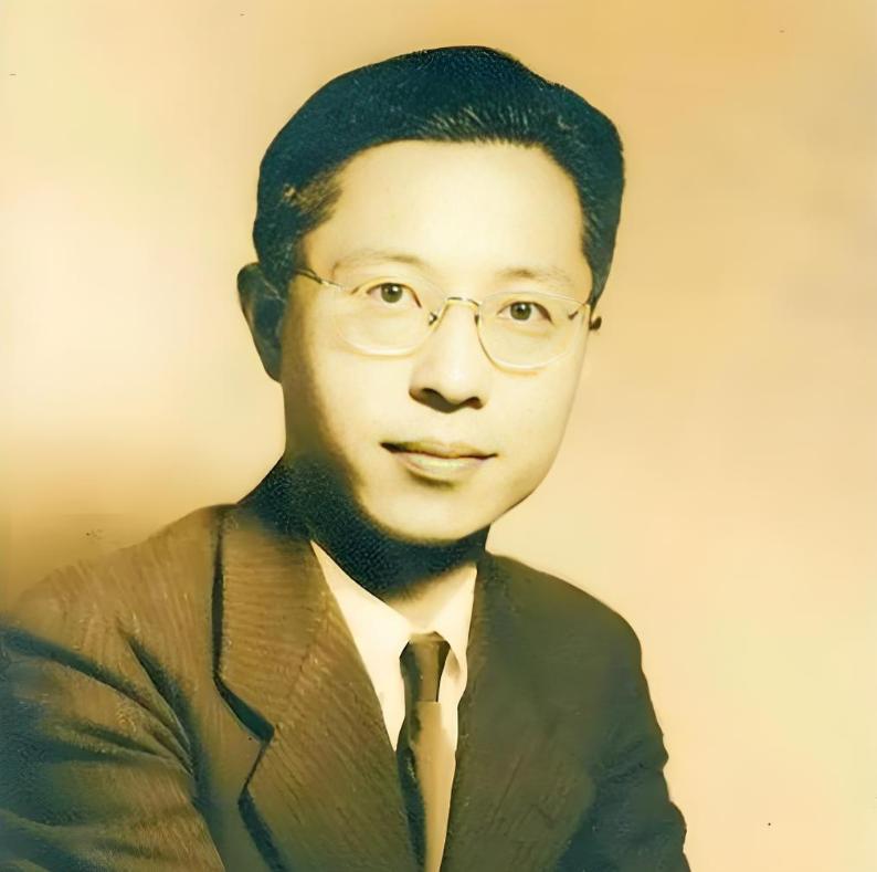《雷雨》作者曹禺，在1940年出轨了找他补习英文的23岁女学生，他的清华