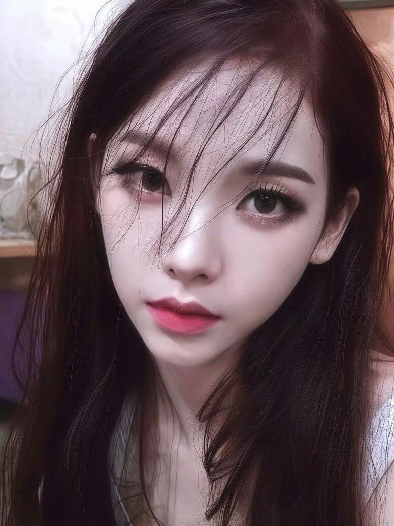 好俊啊这张第一次听说蛇塑确实是因为柳智敏….