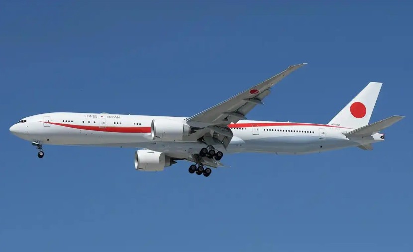 一架神秘飞机抵达新德里，印度空军焦头烂额之际，日本要雪中送炭了！就在整个印度