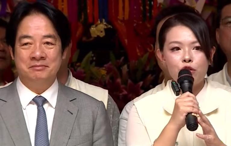 昨日，“台独”金孙赖清德在致词尾声时，特别邀请现场乡亲为新竹市长高虹安、民进党新