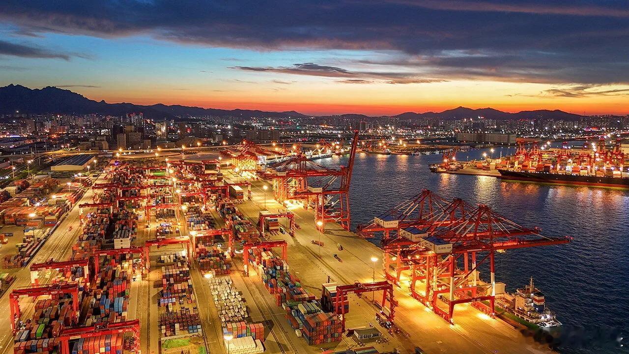 【为什么中国出口将持续增长】（Gemini摘译经济学人文）在外界普遍预测中国出口